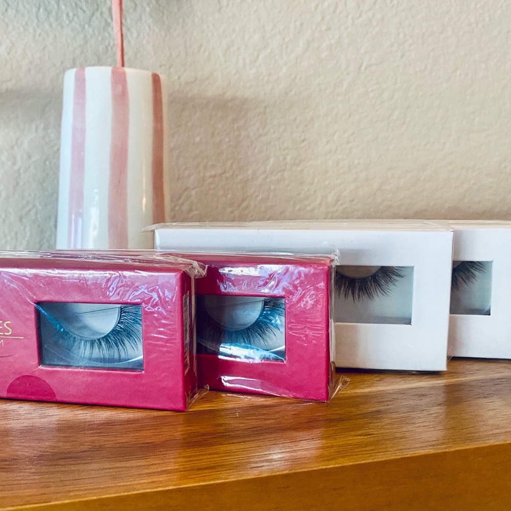 Lilly Lashes Mink Lashes Style Luxe 4 NIB